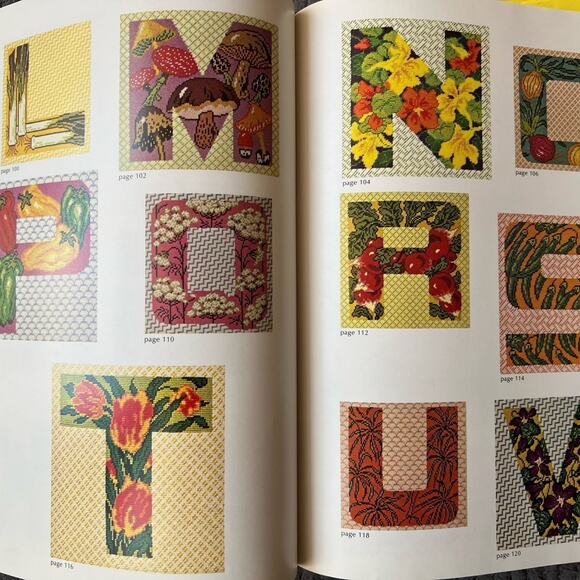 A gardeners book of needlepoint - Picture 9 of 11